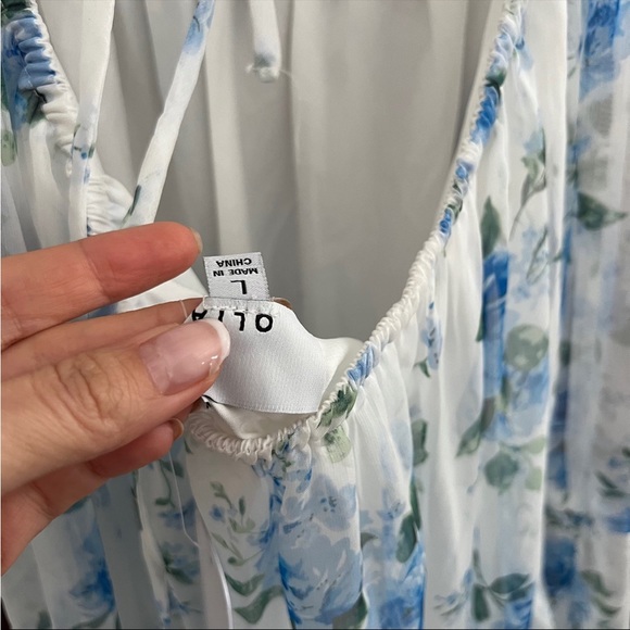 White and Blue Floral Puff Sleeve Bustier Backless Midi Dress 🌿 - Picture 12 of 13